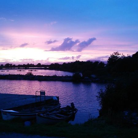 Greenfield Lodge Hotel Bar & Bistro Headford ภายนอก รูปภาพ