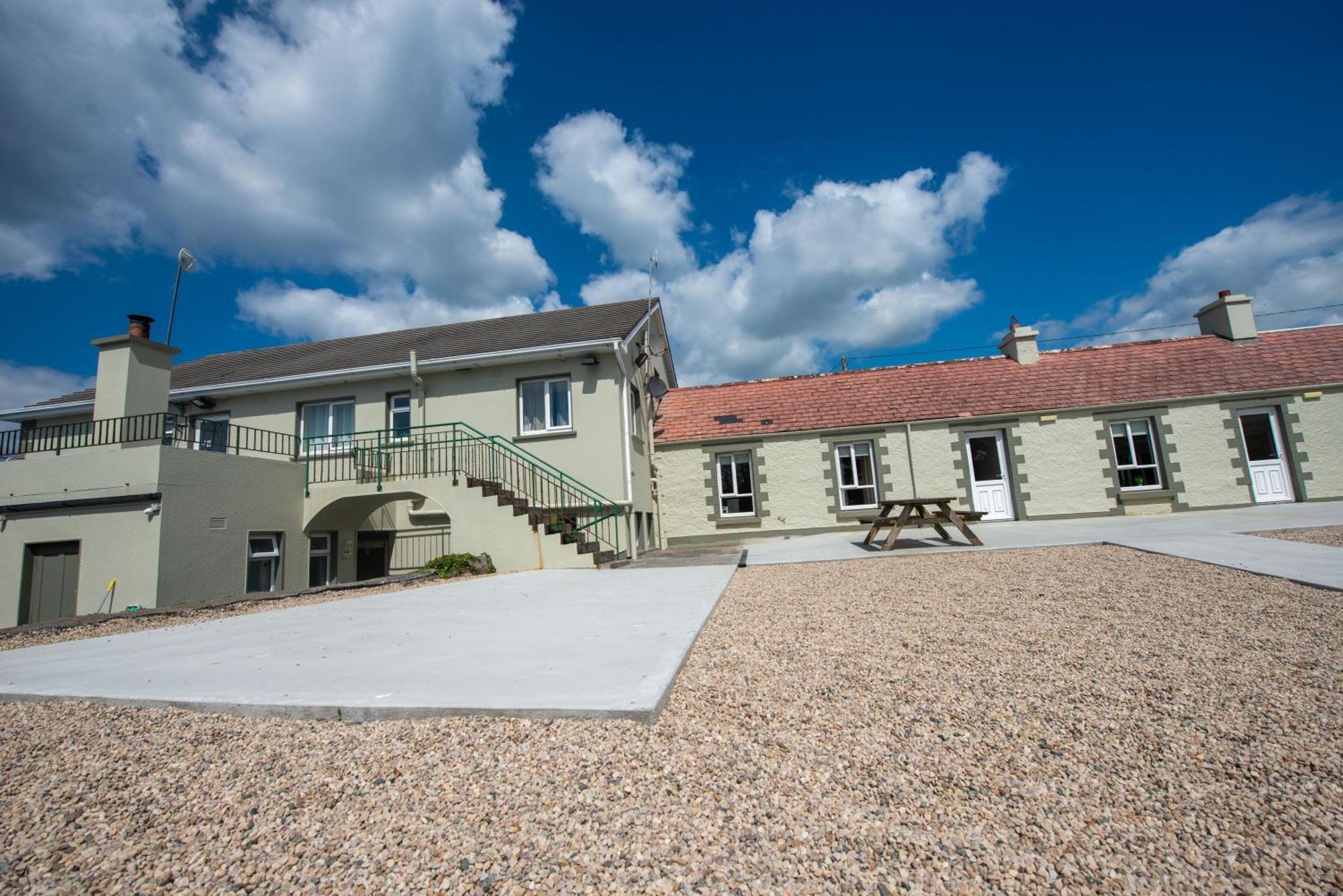 Greenfield Lodge Hotel Bar & Bistro Headford ภายนอก รูปภาพ